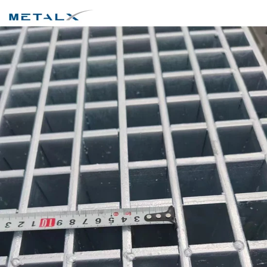 Металлическая сетка для дренажных желобов Металлические строительные материалы Поставщики стальных сеток Металлическая стальная сетка Крышка для дренажных желобов